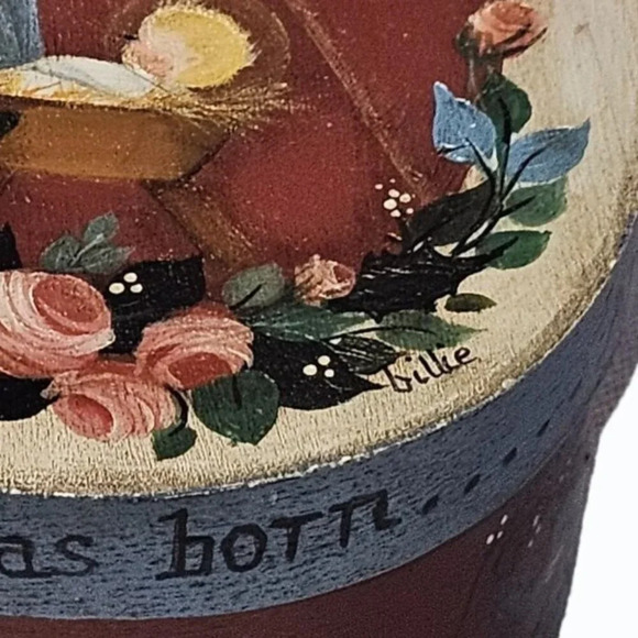 Hand Painted Artist Signed Oval Shaker Box Nativity Scene 6" x 4.75" - Picture 5 of 14